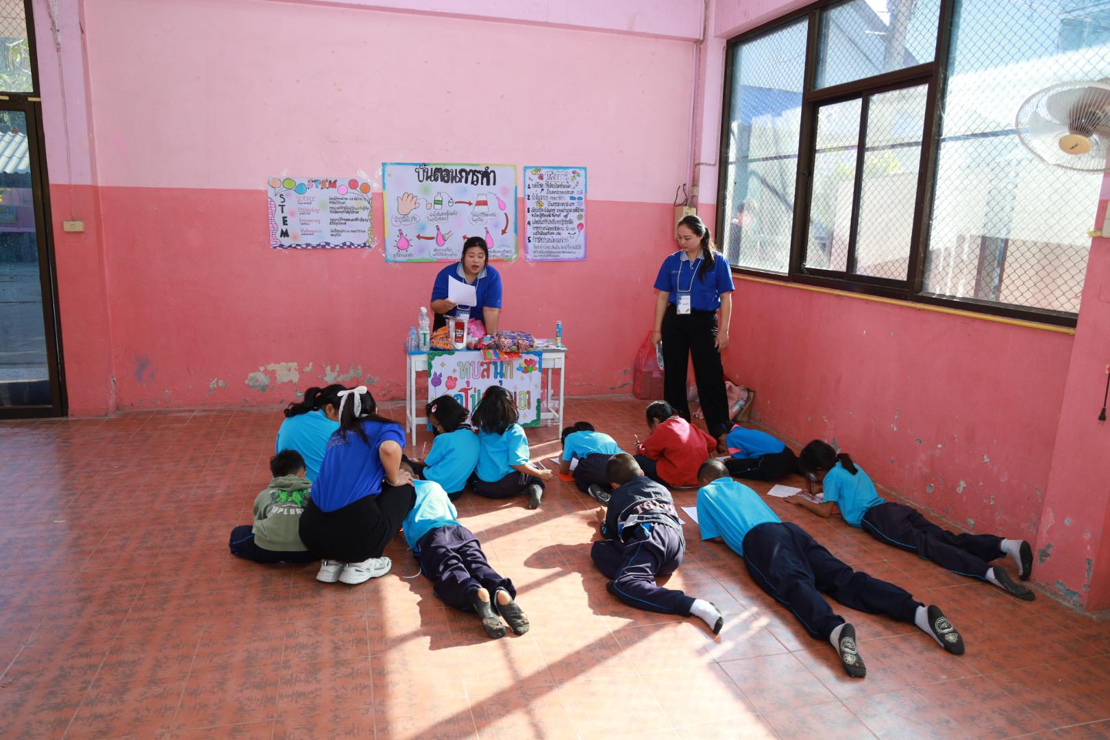 114. วันที่ 27 มกราคม 2569 โปรแกรมวิชาวิทยาศาสตร์ทั่วไป ได้จัดค่ายสเต็มศึกษาให้กับนักเรียนชั้นประถมศึกษาปีที่1-6 ณ โรงเรียนอนุบาลคลองขลุง จ.กำแพงเพชร